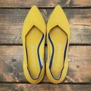 Rothy’s pointed toe flat. Yellow. Size 8